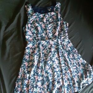 Flower parttern dress